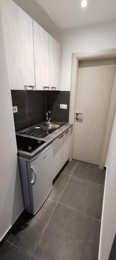 Zoran Apartments 스베티스테판 외부 사진