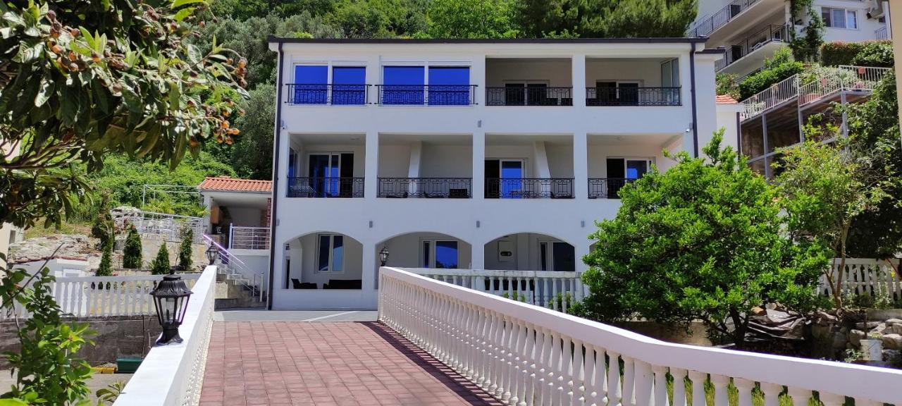 Zoran Apartments 스베티스테판 외부 사진